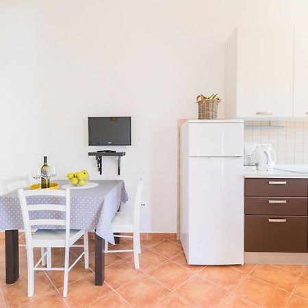 Apartments Seric ヴルボスカ エクステリア 写真
