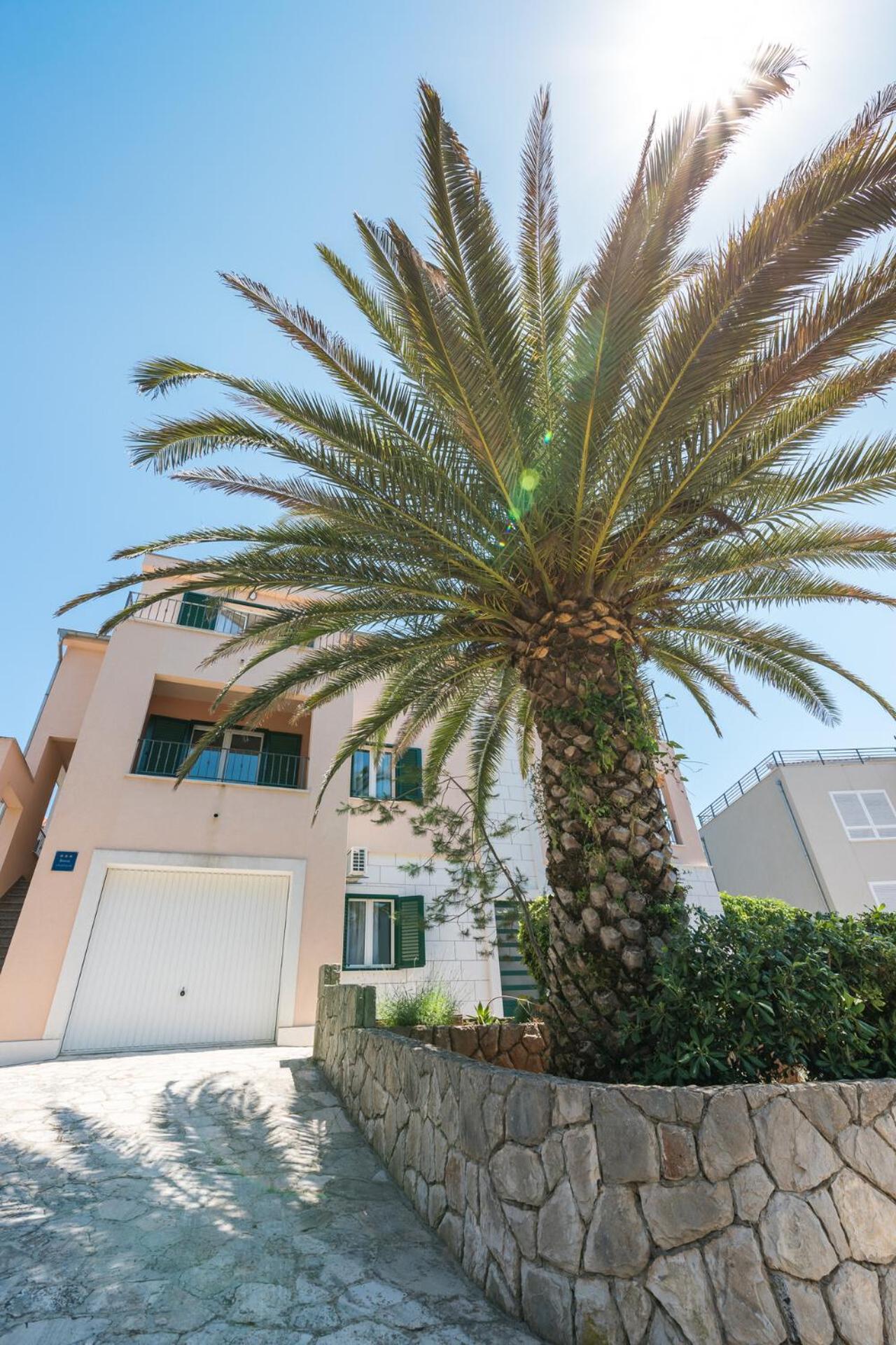 Apartments Seric ヴルボスカ エクステリア 写真
