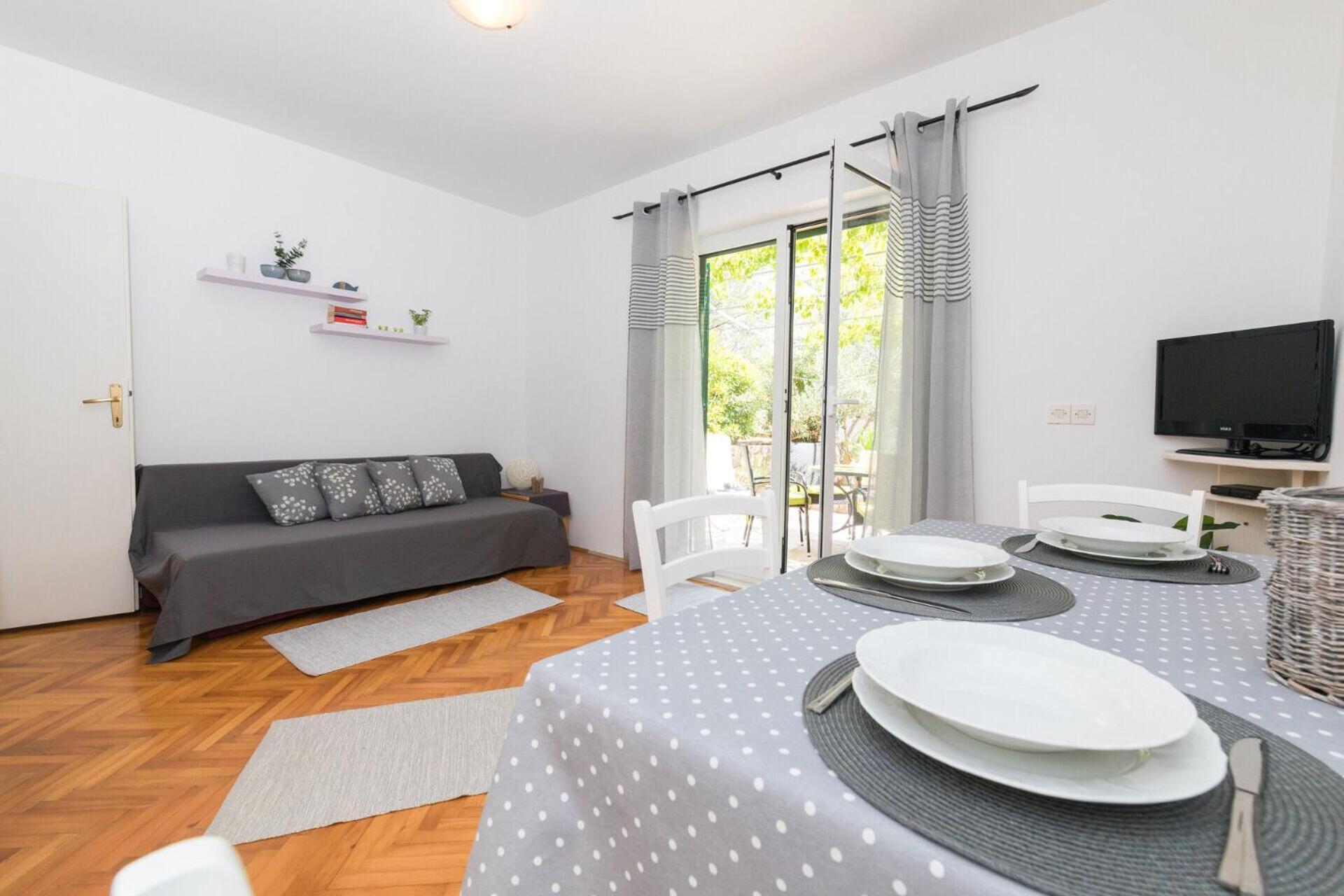 Apartments Seric ヴルボスカ エクステリア 写真