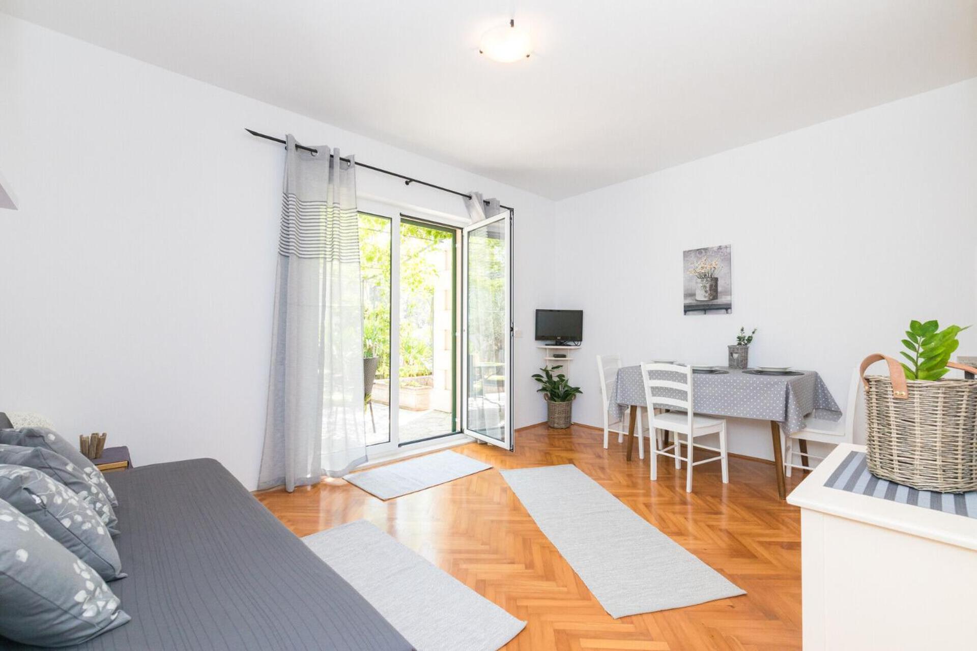 Apartments Seric ヴルボスカ エクステリア 写真