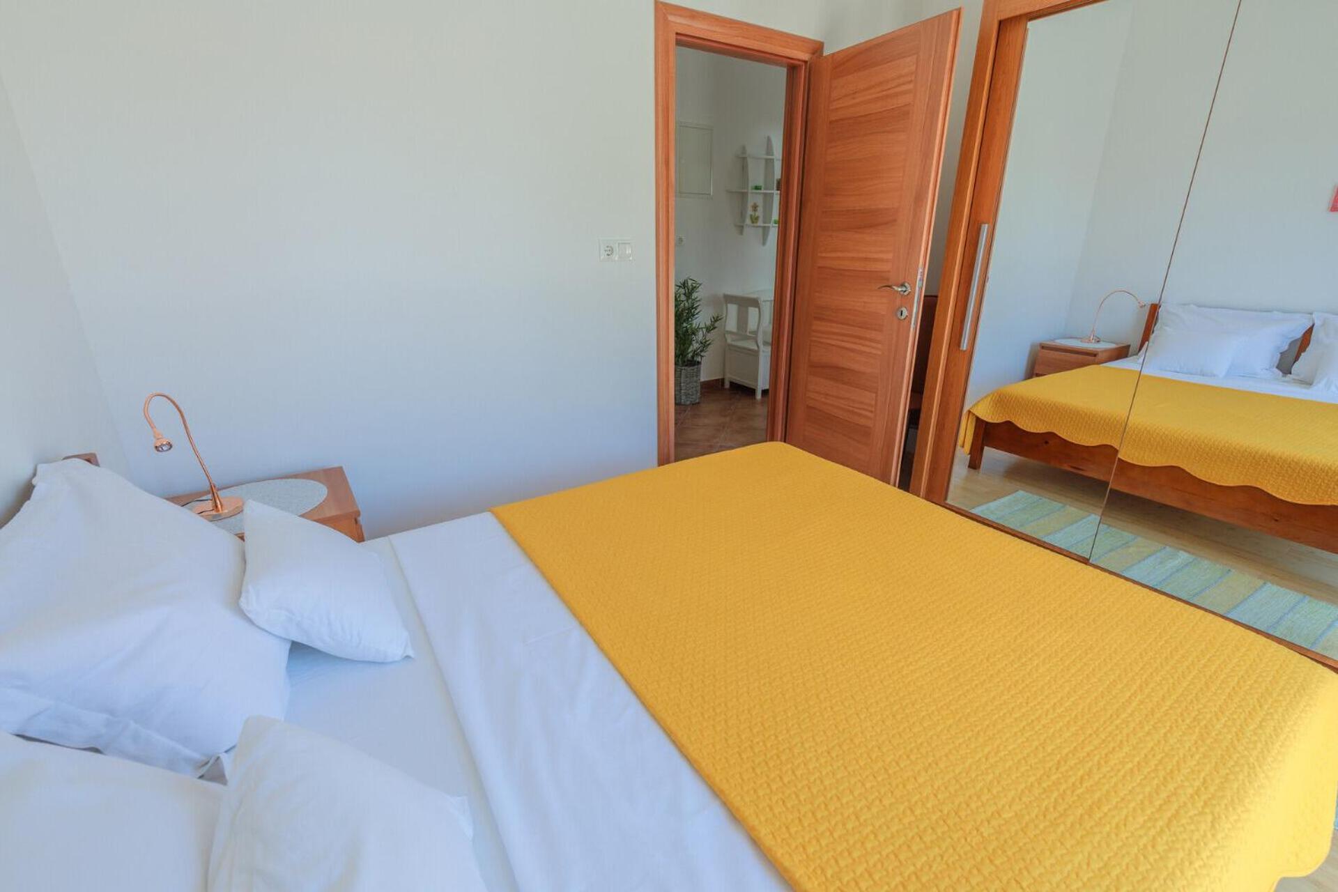Apartments Seric ヴルボスカ エクステリア 写真